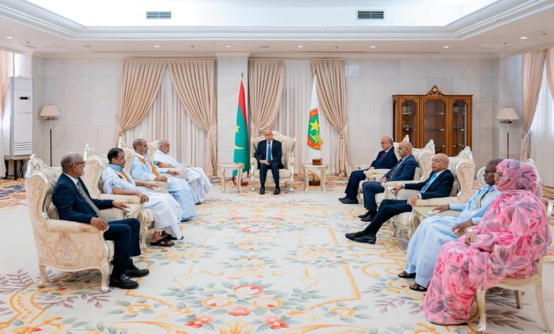 غزواني يتسلم وثيقة الحوار الوطني ويجتمع بممثلي الأطراف المشاركة فيه